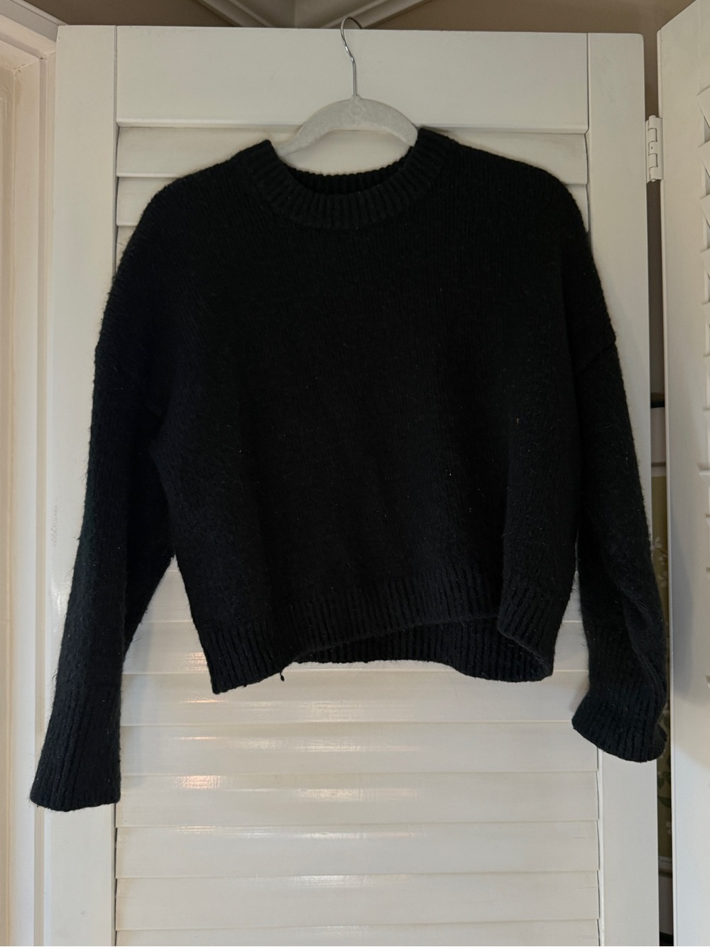 Abercrombie & Fitch Black Crewneck Sweater